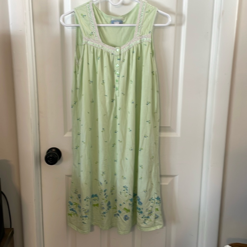 Vintage Celestrial Dreams Night Gown Women's M Floral Ballet Gown Sleeveless
